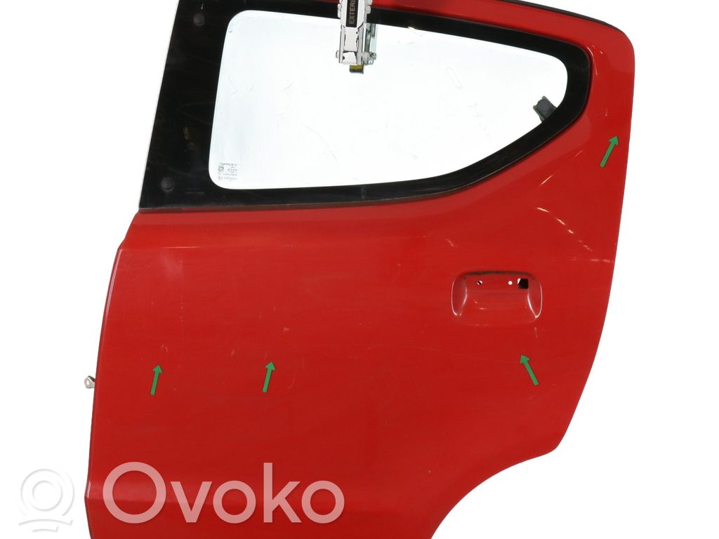 Suzuki Alto Puerta trasera 