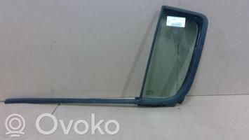 Renault Modus Ventanilla de ventilación de la puerta trasera 