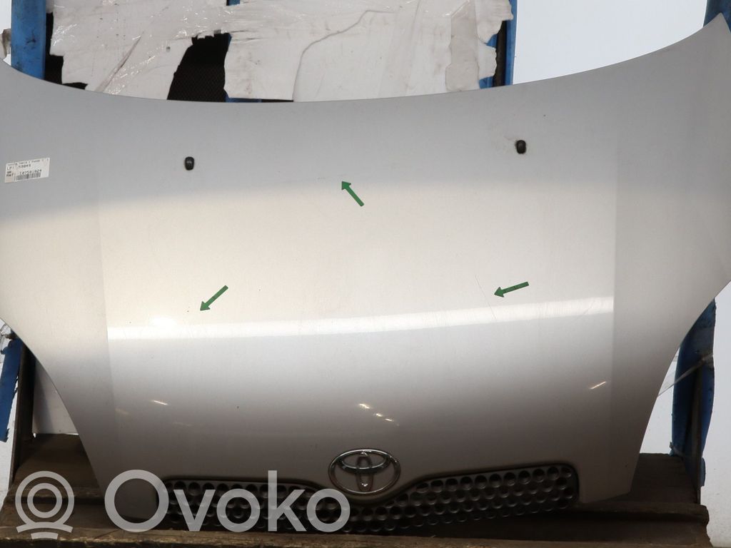 Toyota Yaris Vano motore/cofano 