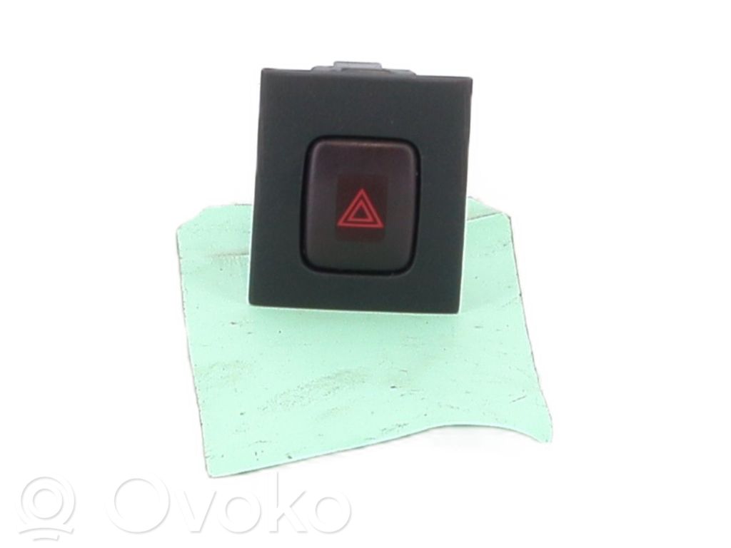 Volvo V70 Hazard light switch 