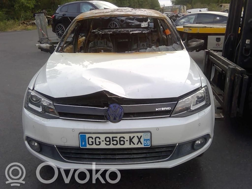 Volkswagen Jetta VI Subcadru frontal 