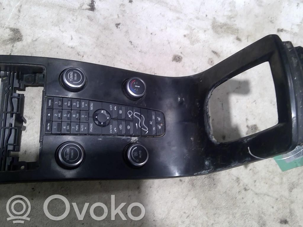 Volvo C30 Panel klimatyzacji 