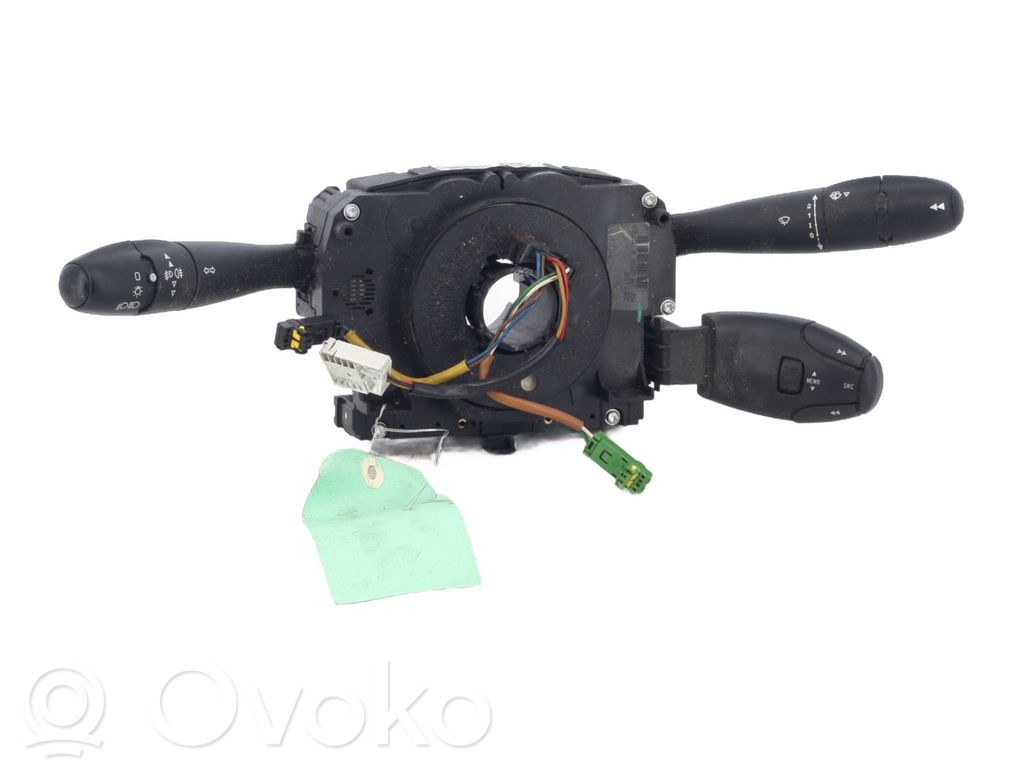 Peugeot 207 Commodo, commande essuie-glace/phare 