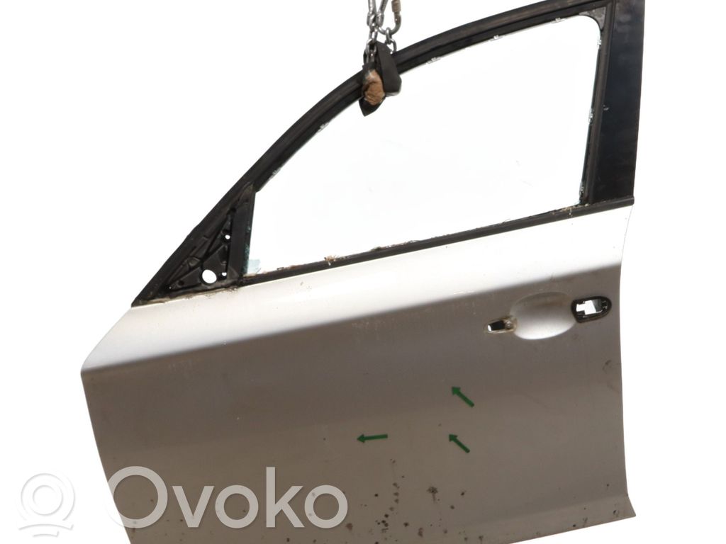 BMW 1 E81 E87 Front door 