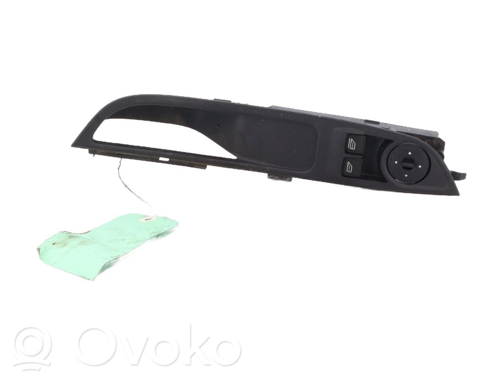 Ford Focus Electric window control switch 