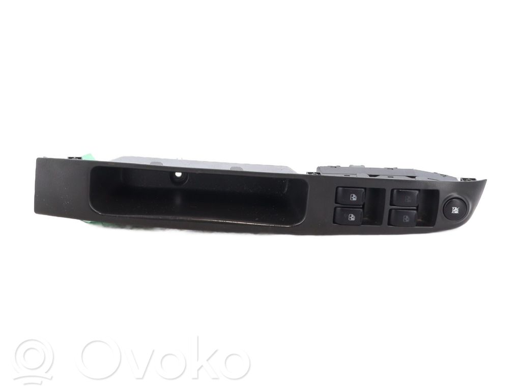 Chevrolet Spark Electric window control switch 