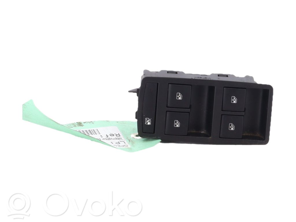 Opel Insignia A Electric window control switch 
