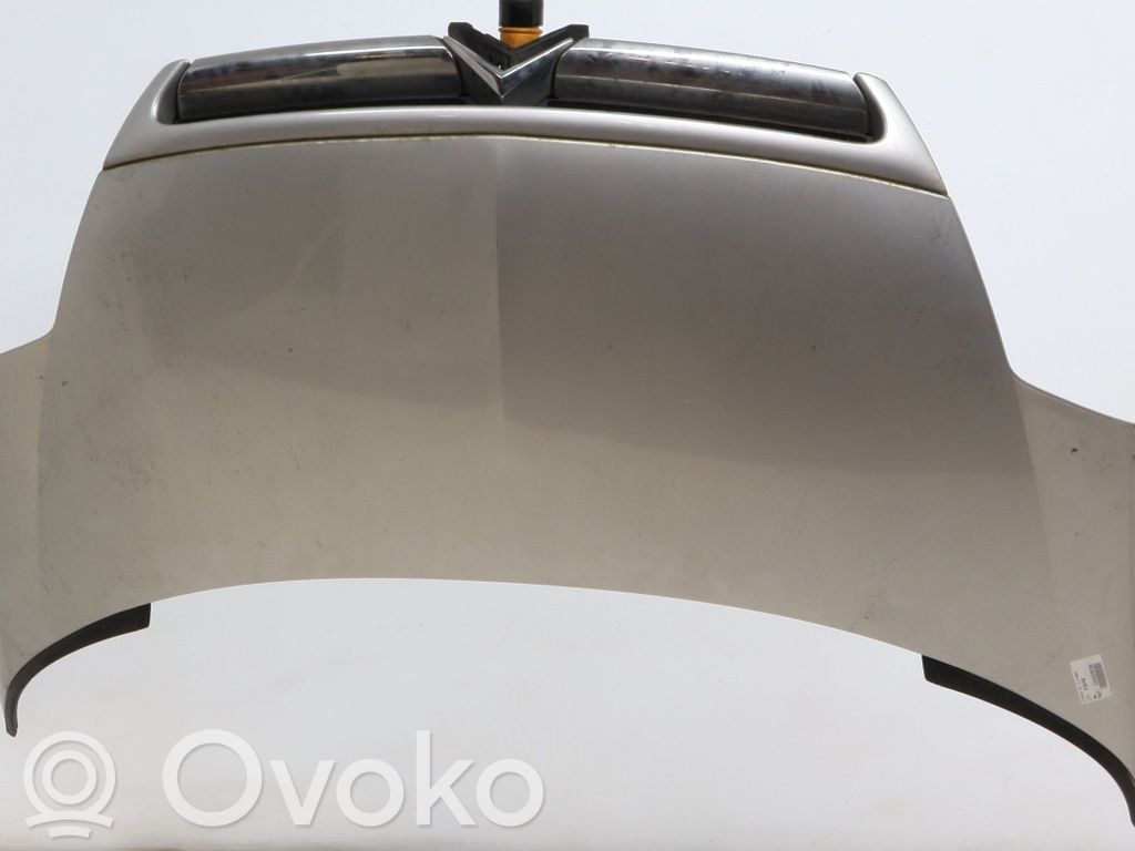 Engine bonnet/hood   7901N3