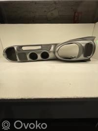 Nissan Juke I F15 Consola central 
