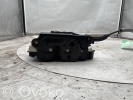 Volkswagen Golf Sportsvan Serratura portiera anteriore