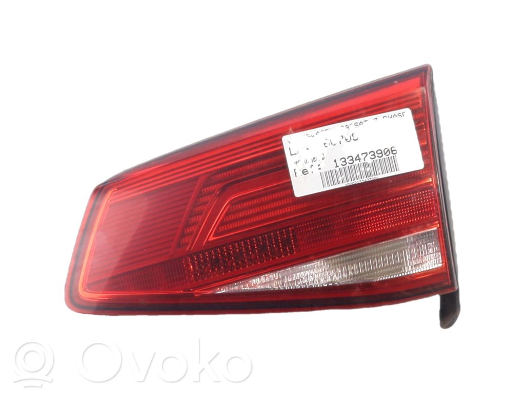 Volkswagen PASSAT B8 Luces portón trasero/de freno