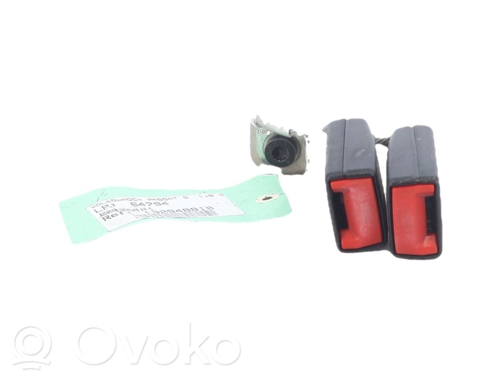 Volkswagen PASSAT B6 Hebilla del cinturón de seguridad trasero