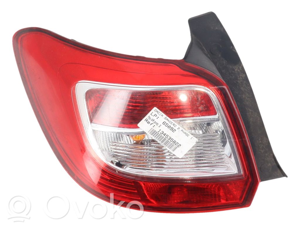 Dacia Sandero Lampă spate în caroserie 