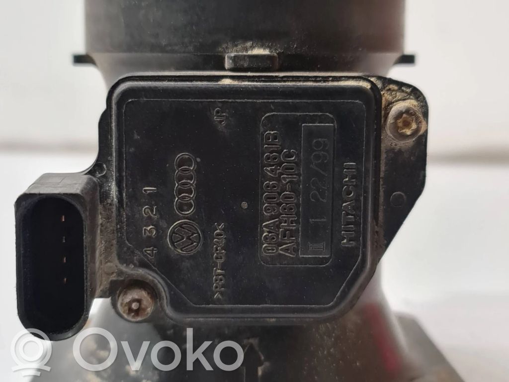Volkswagen PASSAT B5 Ilmamassan virtausanturi 