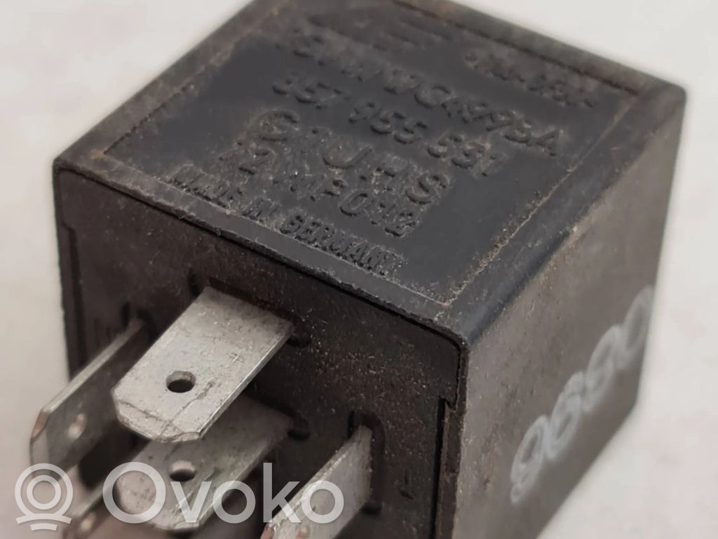Inne przekaźniki   357955531,72WF012,5WV17C499BA,3B0955531
