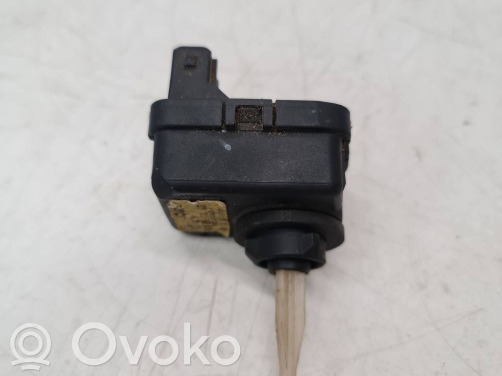 Audi 80 90 S2 B4 Scheinwerferstellmotor 
