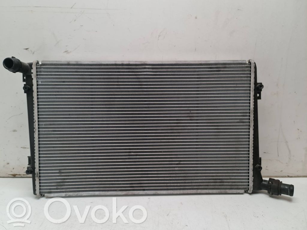 Volkswagen Golf V Radiatore di raffreddamento 