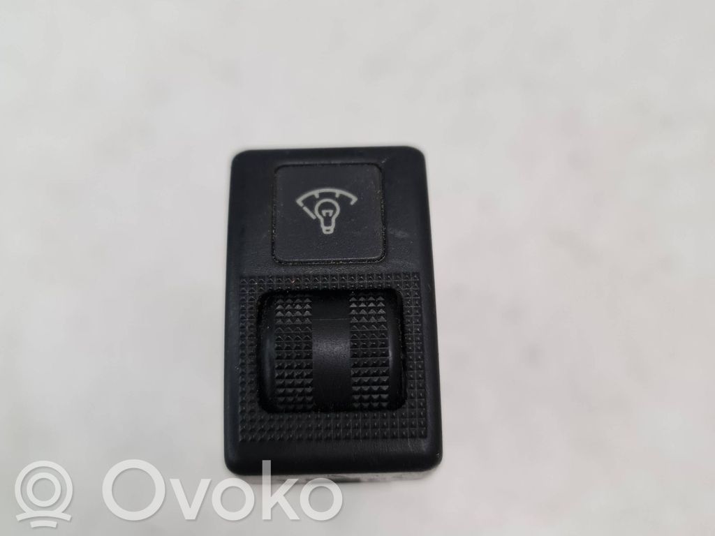 Interior lighting switch   0C01