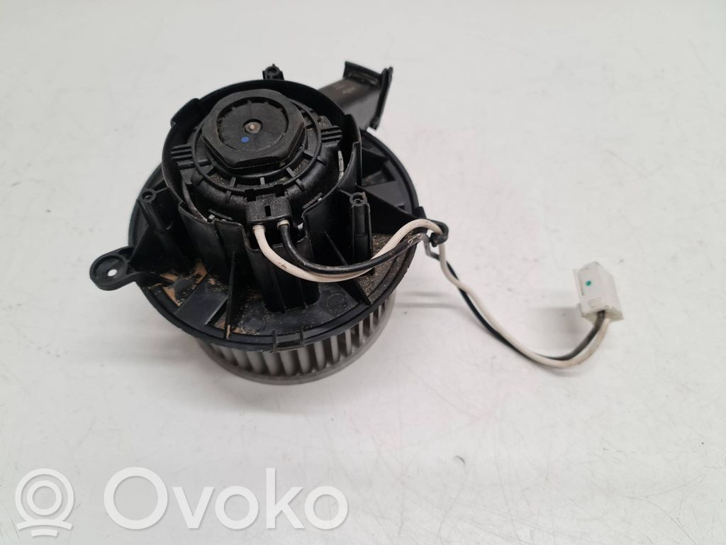 Opel Astra J Wentylator nawiewu / Dmuchawa 