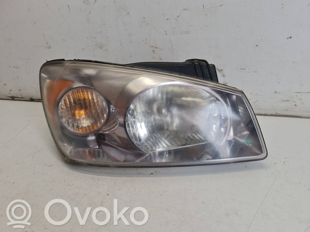 KIA Cerato Scheinwerfer 