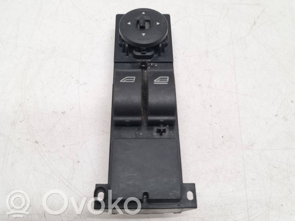 Electric window control switch   03168053,3M5T14529DE