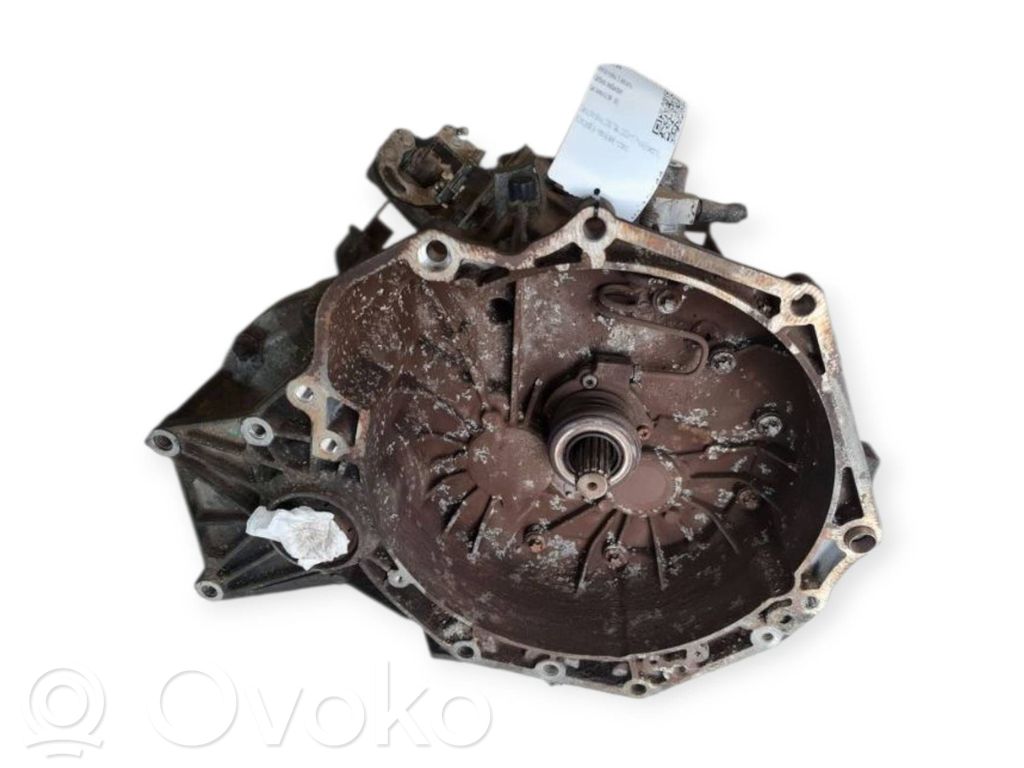 Opel Astra G Caja de cambios manual de 5 velocidades 