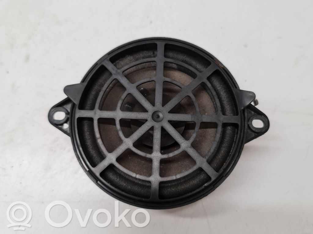 Peugeot 206 CC Etuoven kaiutin 