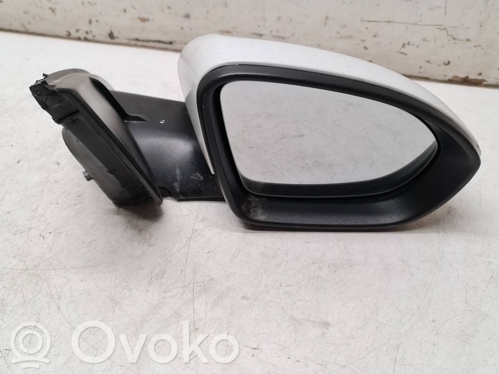 Opel Insignia B Elektryczne lusterko boczne drzwi przednich 