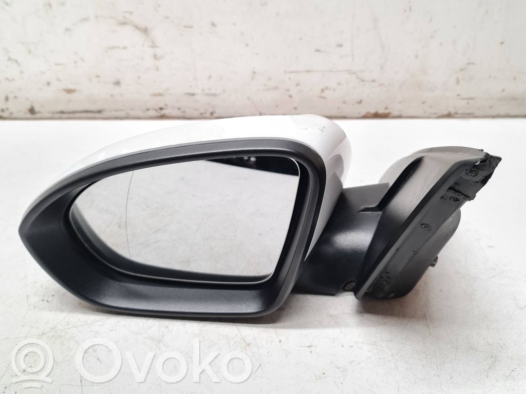 Opel Insignia B Elektryczne lusterko boczne drzwi przednich 