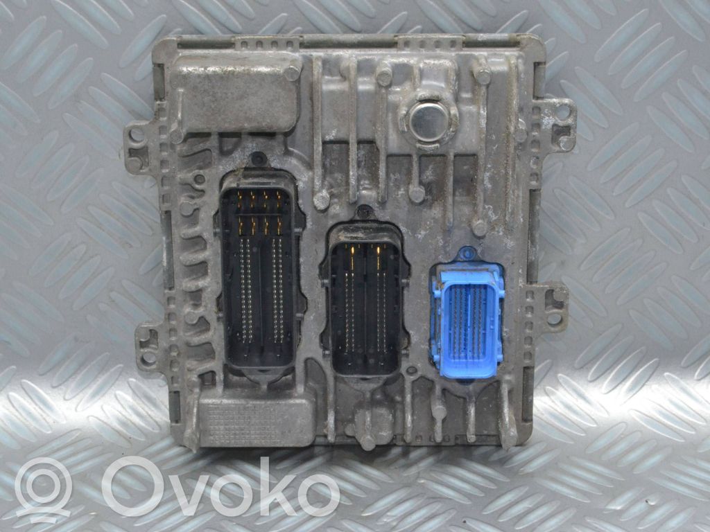 Opel Corsa E Unidad de control/módulo del motor 