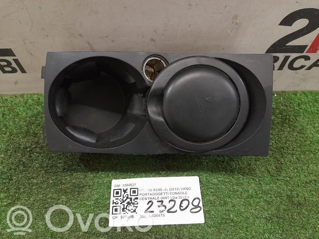 Volvo XC60 Cup holder 
