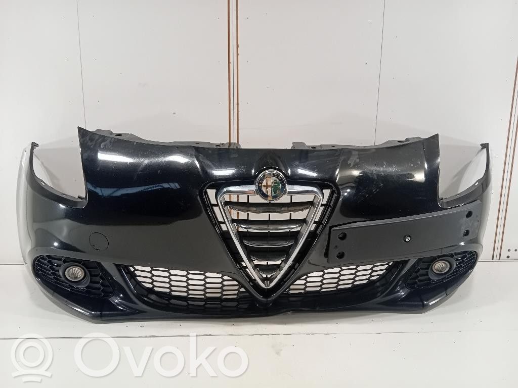 Alfa Romeo Giulietta Parachoques delantero 