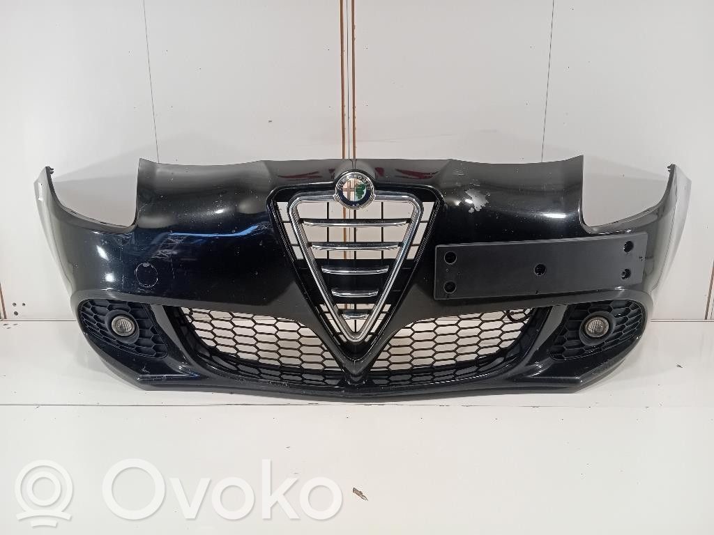 Alfa Romeo Giulietta Parachoques delantero 