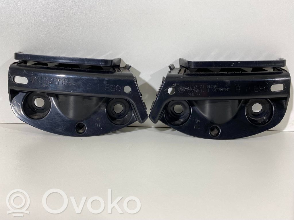 Rear bumper mounting bracket   7118194,718193,72758411