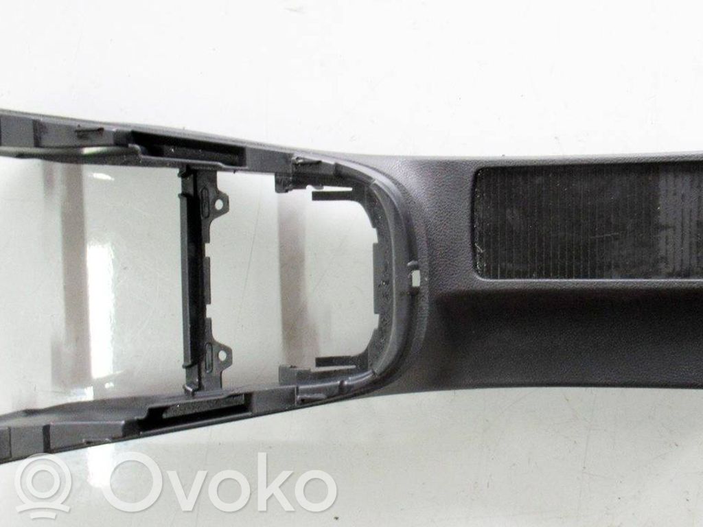 Centrinė konsolė   5K0863243C