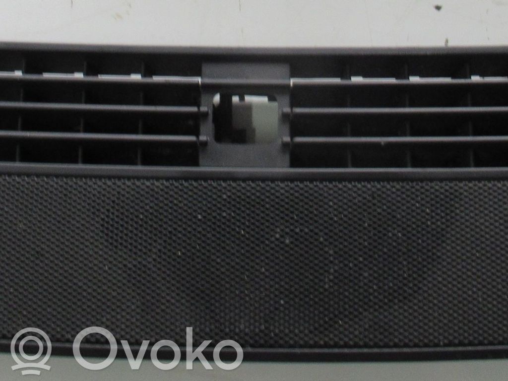 Seat Exeo (3R) Dashboard air vent grill cover trim 