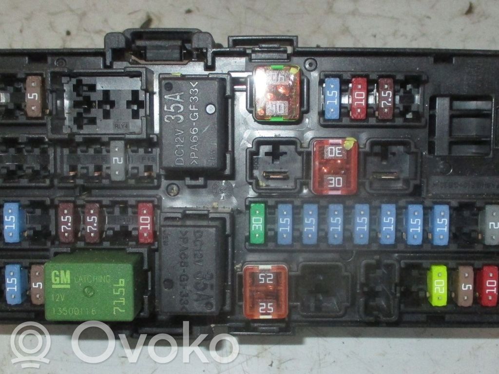 Opel Karl Módulo de fusible 