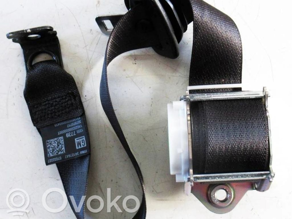 Opel Adam Hebilla del cinturón de seguridad trasero 