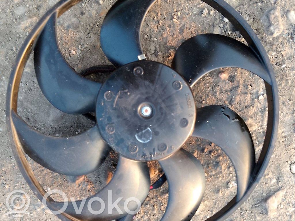 Opel Corsa F Wentylator / Komplet 
