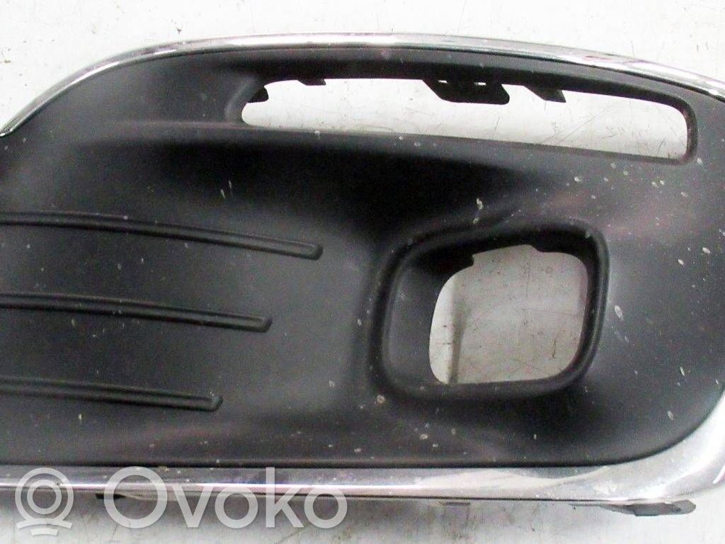 Citroen C-Elysée Etupuskurin alempi jäähdytinsäleikkö 