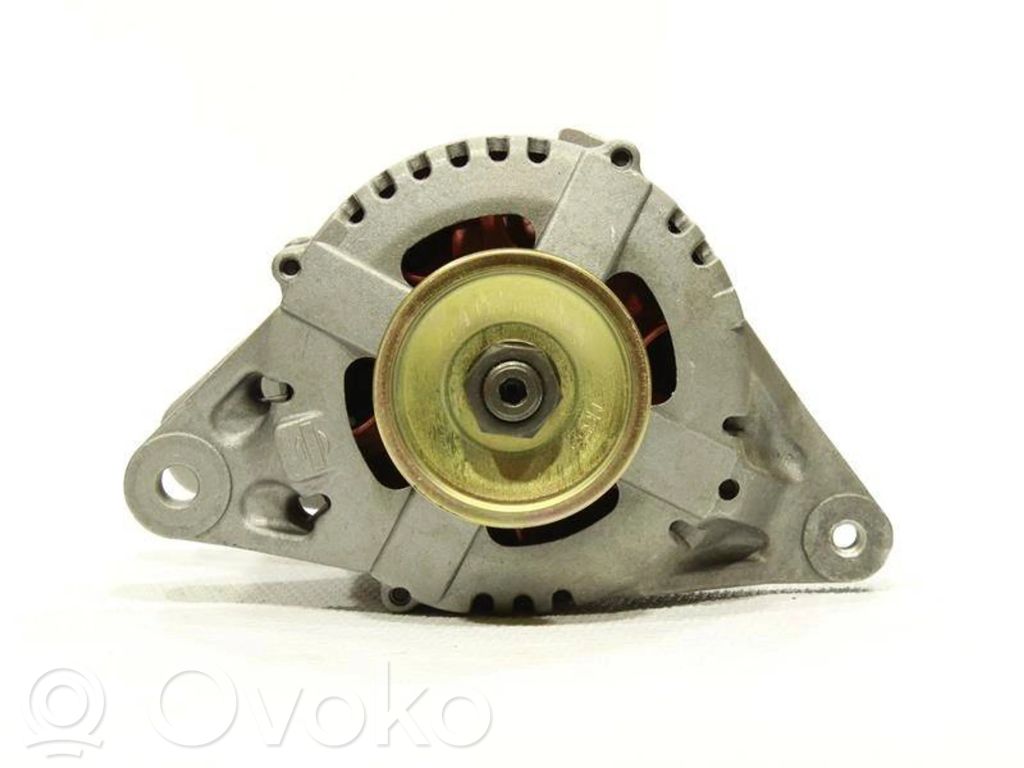 Nissan Bluebird Ģenerators 