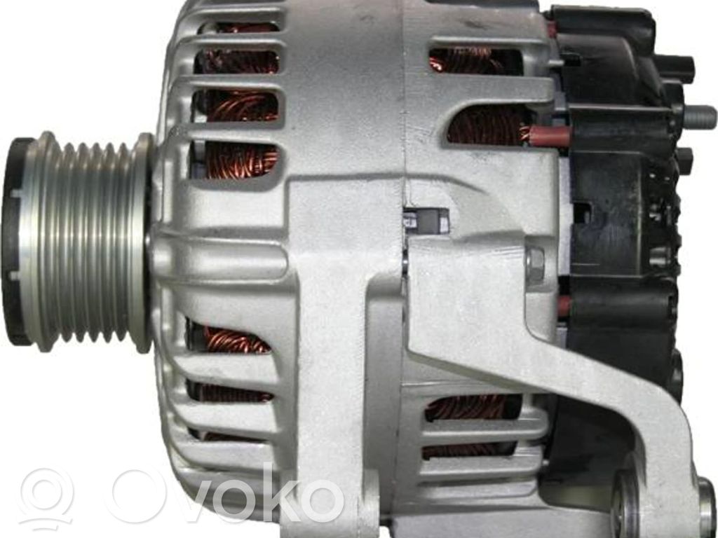 Opel Astra J Alternator 