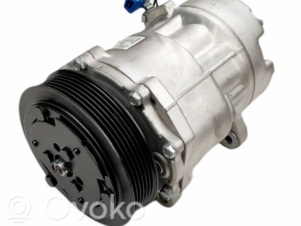 Volkswagen Transporter - Caravelle T4 Compressore aria condizionata (A/C) (pompa) 