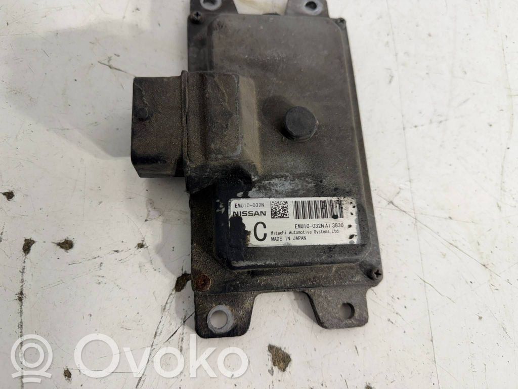 Unidad de control/módulo de la caja de cambios   EMU10032N,EMU10032NA