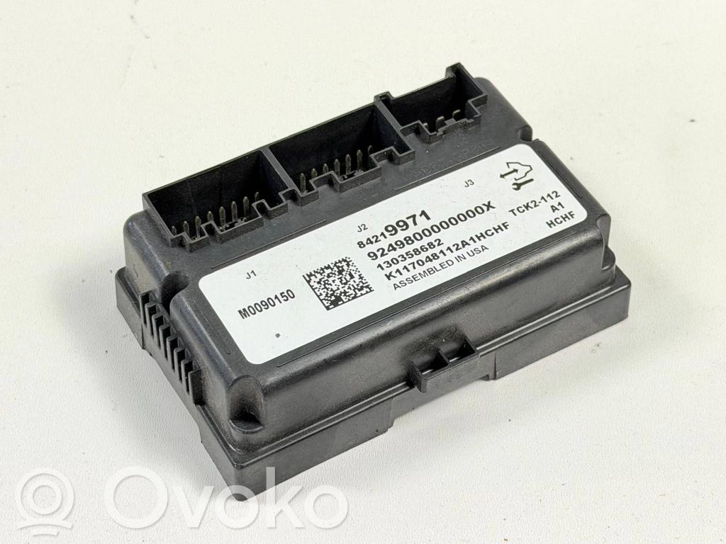 Cadillac Escalade IV Transfer box differential control unit 