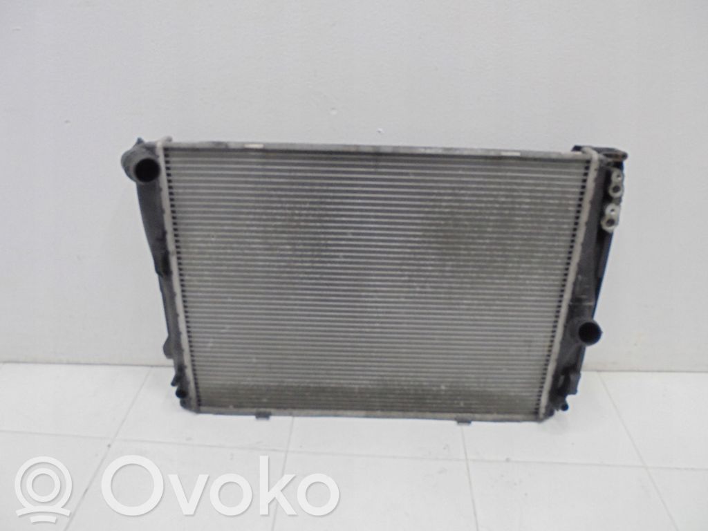 BMW X1 E84 Aušinimo skysčio radiatorius 