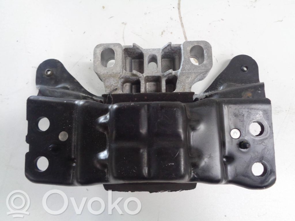 Skoda Octavia Mk3 (5E) Engine mount bracket 