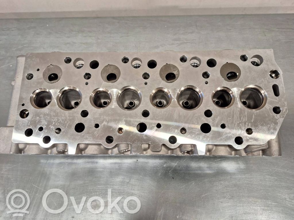 Mitsubishi Pajero Sport I Engine head 