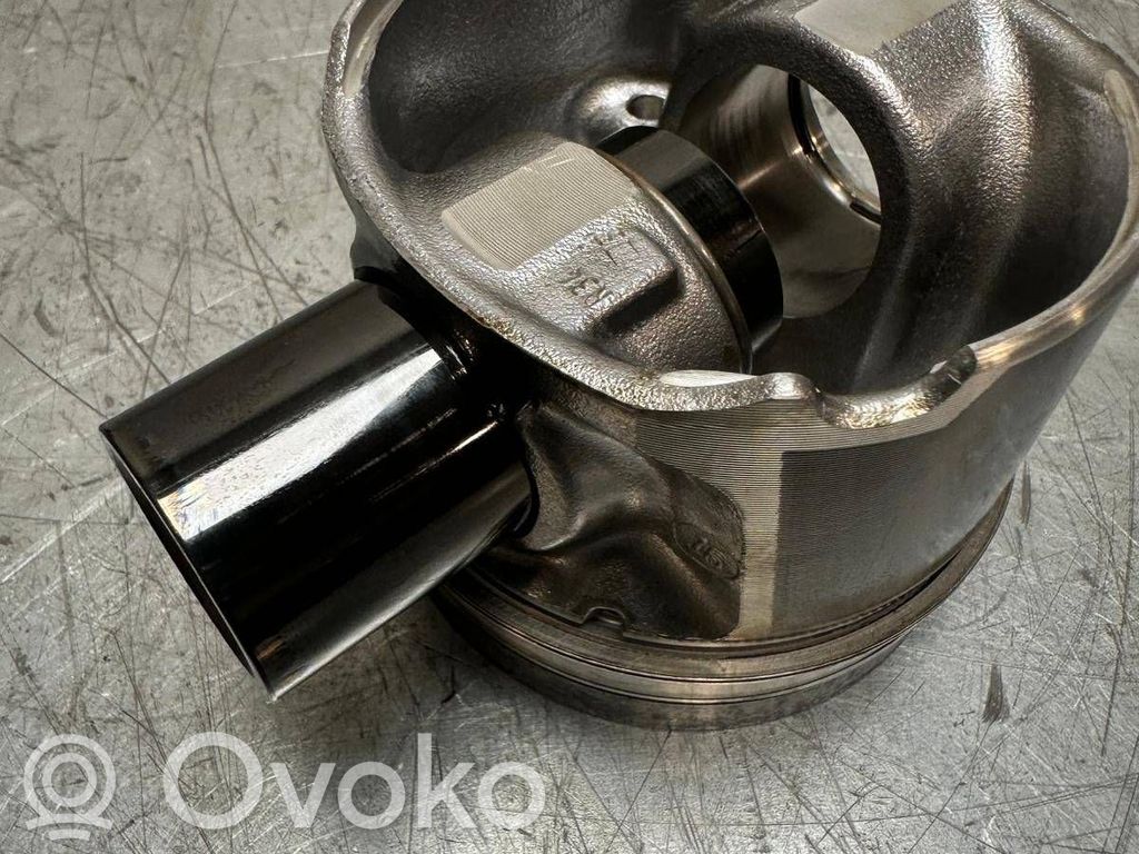 Piston   85L145