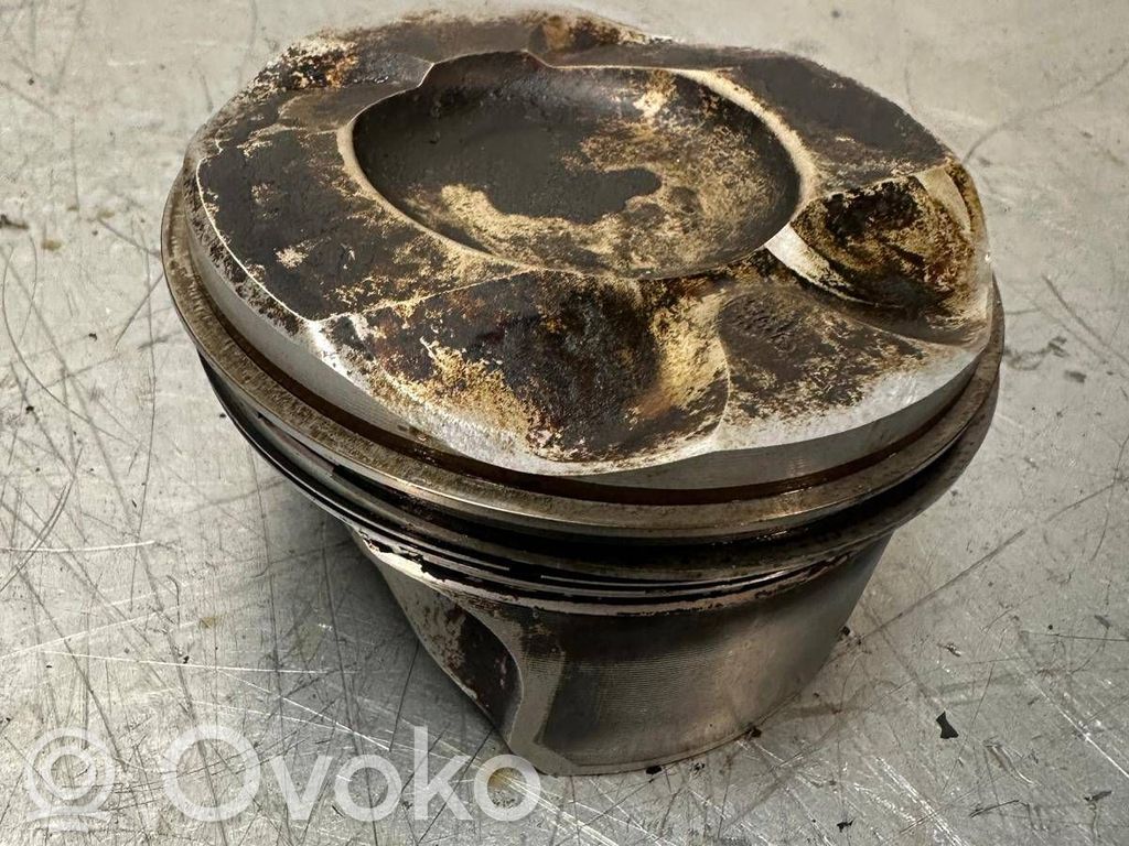 BMW 3 E90 E91 Piston 